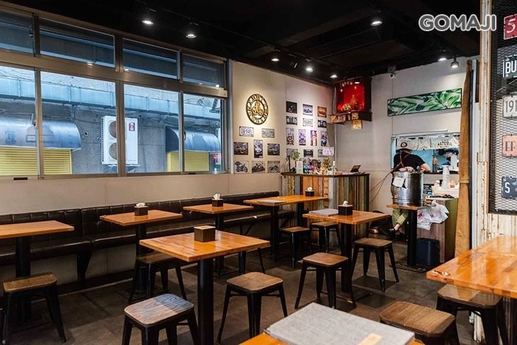 潮星州海南雞飯．叻沙專賣