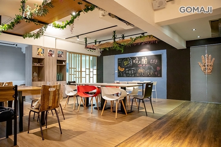 Open開房間桌遊餐酒館