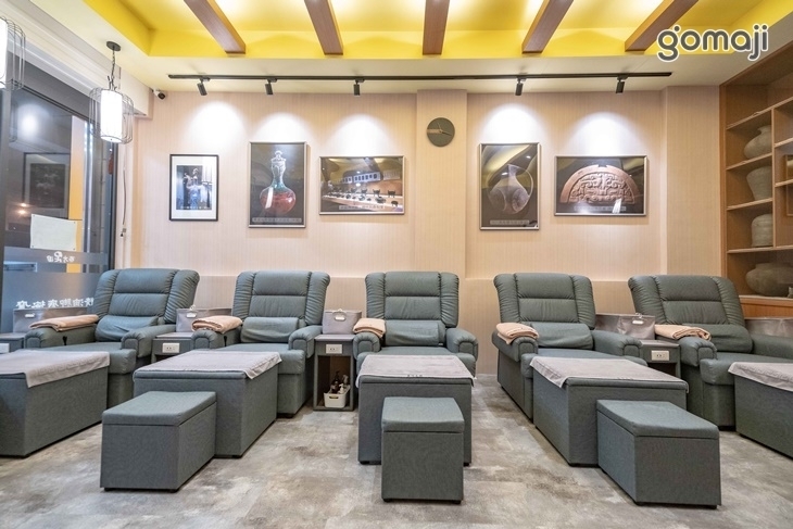 東方足園足體養生按摩館