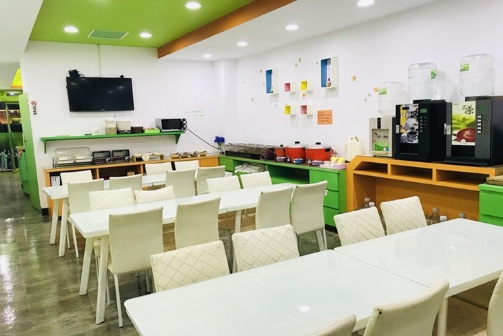 桃園中壢幸運草時尚旅店