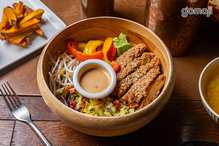 紅房餐酒館 Red Room Rendezvous