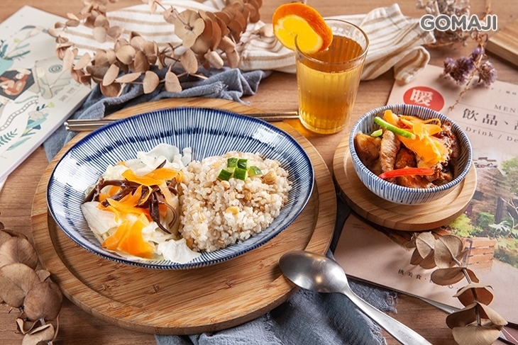 暖時光咖啡CAFE WARM UP