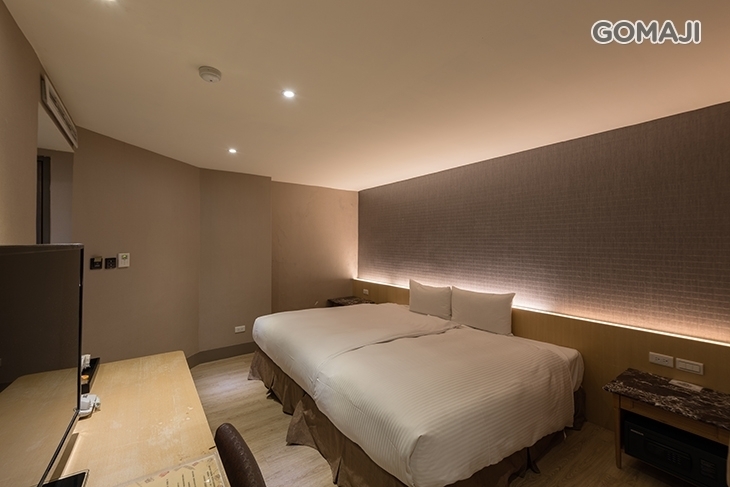 高雄-簡單生活商務旅館