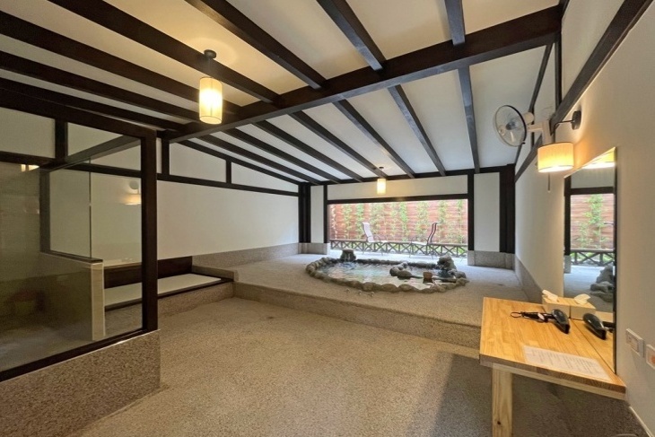 苗栗-石壁渡假溫泉山莊