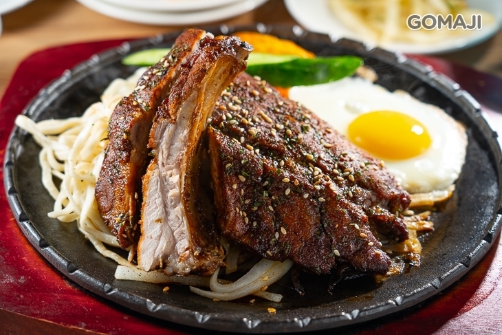 鼎岩石板岩燒牛排