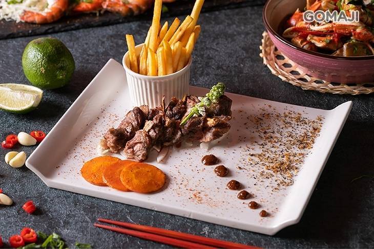 烤杯平價燒烤啤酒屋