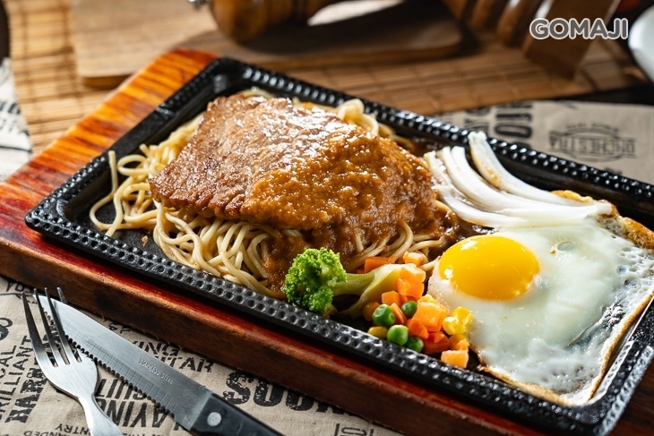 耕廚牛排