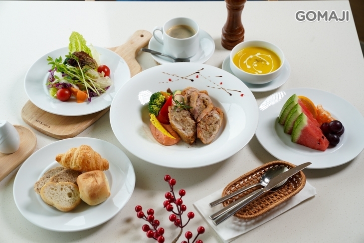 和逸飯店‧高雄中山 Cozzi THE Roof