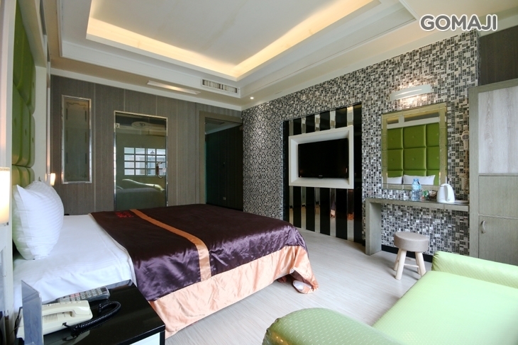 台中-羅馬假期汽車旅館