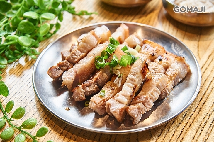 姜虎東678白丁​​韓國傳統烤肉​店​​(高雄店)