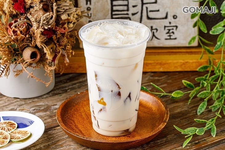 鳥泥飲室