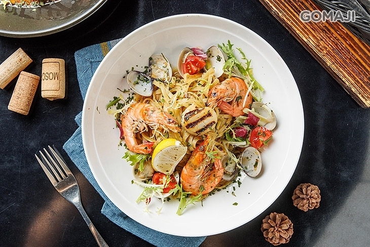 IcoNiq Bistro&Bar