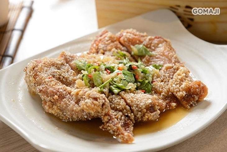 鴻富麵食館