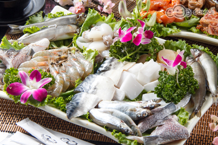 石頭日式炭火燒肉