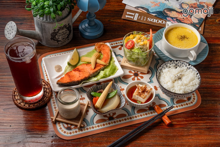 海棠花咖啡館．日式定食 (宜蘭店)