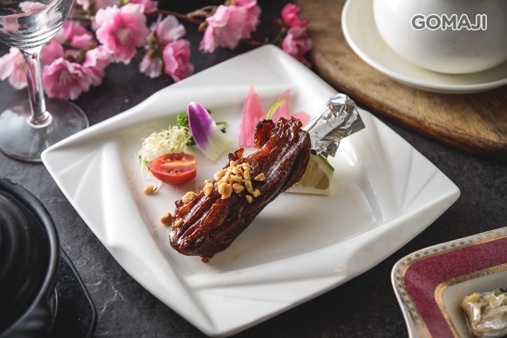頂鮮擔仔麵(高雄店)