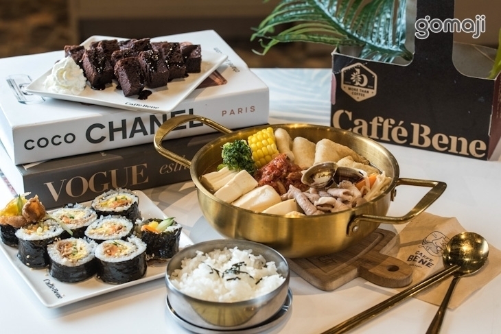 Caffe Bene 咖啡伴(台南家樂福新仁門市)