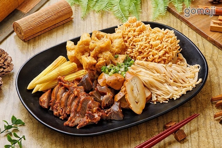 桶一天下加熱滷味(林森店)