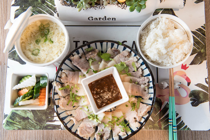 聚齊天下複合式餐飲
