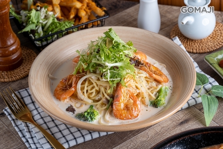 深夜蓋飯食堂