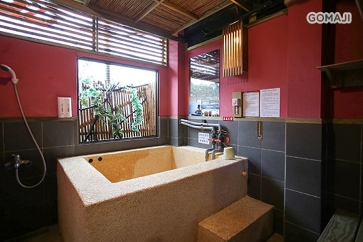 湯苑皇鼎溫泉會館