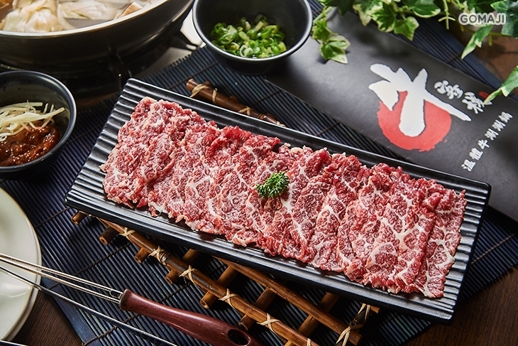 牛客棧溫體牛涮涮鍋
