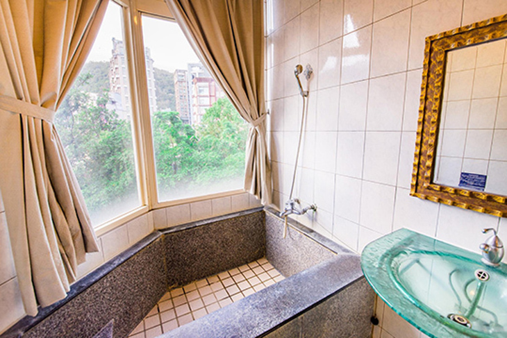 礁溪-青池人文溫泉旅館