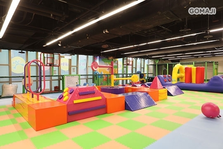 跳跳蛙親子運動餐廳