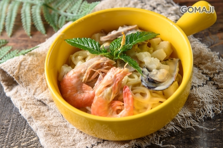 街角 咖啡。輕食