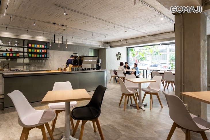 Cross Caf'e 克勞斯咖啡店