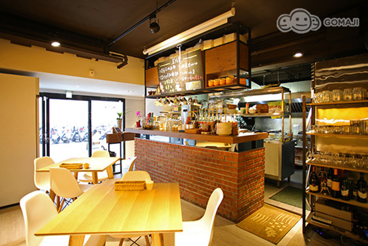imp Dining Cafè