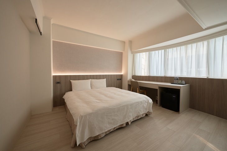 長弘時尚旅店(台中文心館)