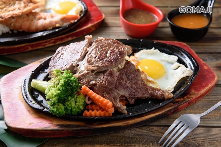 家家牛排屋