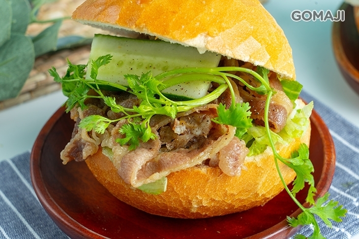 樂邦迷法越潛艇堡