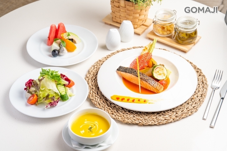 和逸飯店‧高雄中山 Cozzi THE Roof