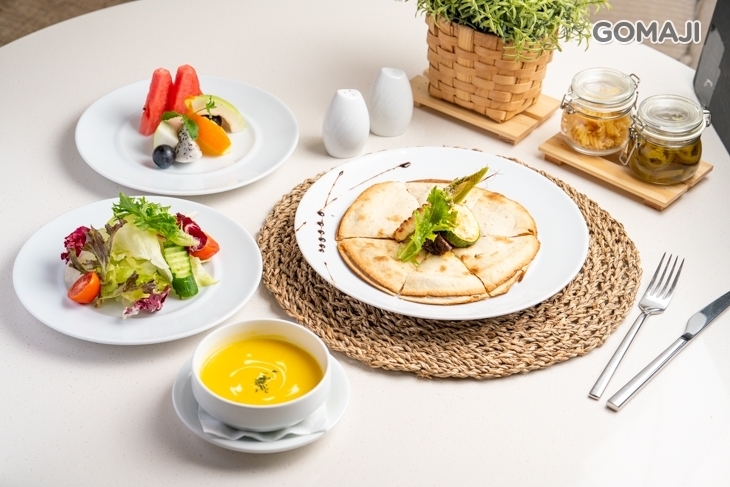 和逸飯店‧高雄中山 Cozzi THE Roof