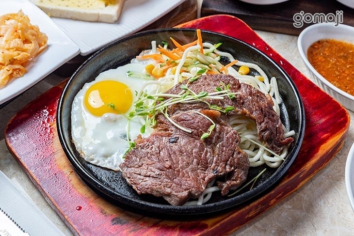 樂犇牛排(中和店)