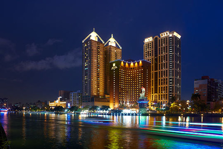 高雄國賓 i River愛河牛排海鮮自助餐廳