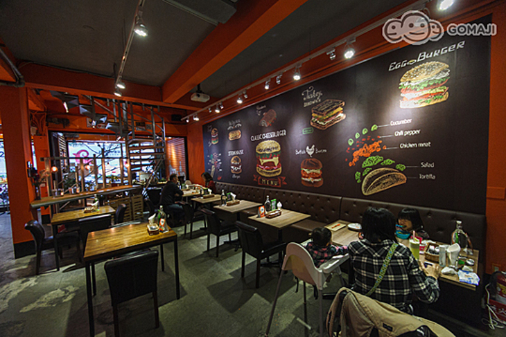 T2 Kitchen & Bar 美式餐廳