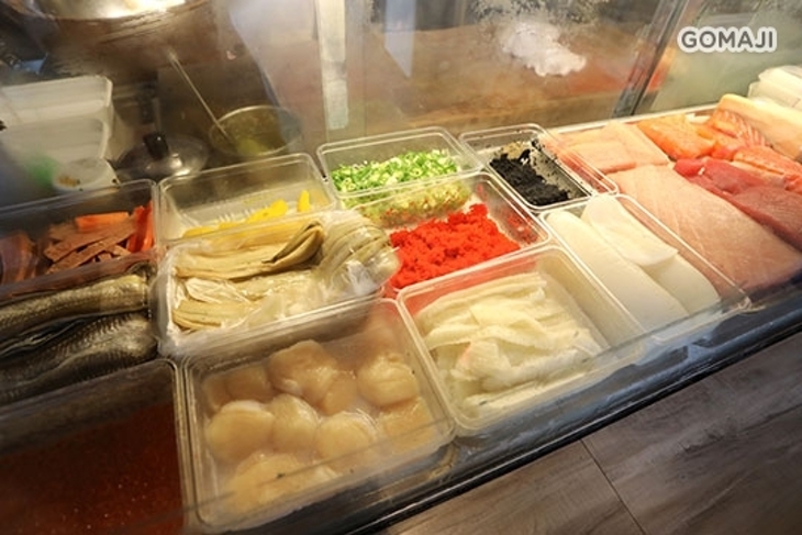 輕丼食堂