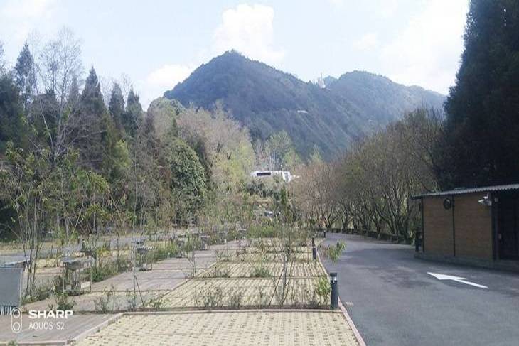 合歡山翠峰農場 卡爾小鎮
