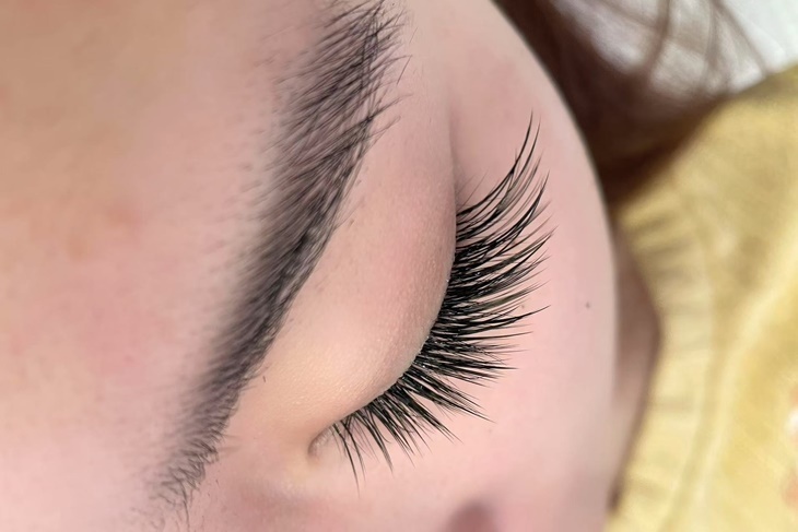Shao eyelash