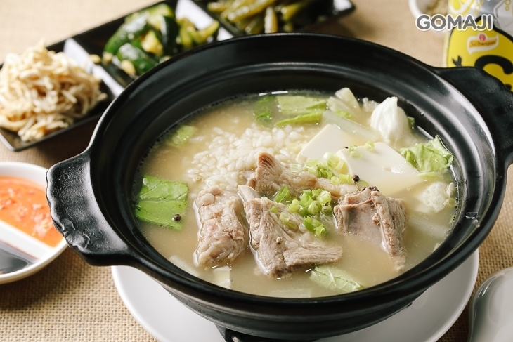 萬中肉骨茶