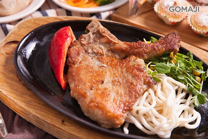 威仕頓牛排(三重店)