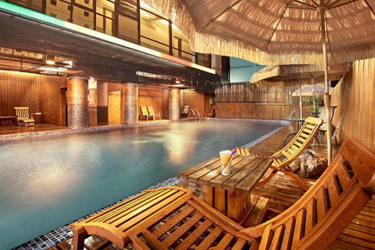 南投-廬山園游泳池風呂館