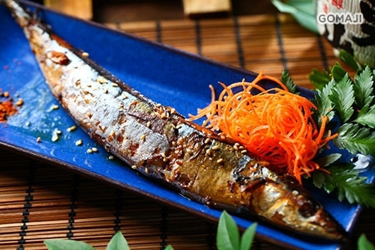 三方六日式食堂