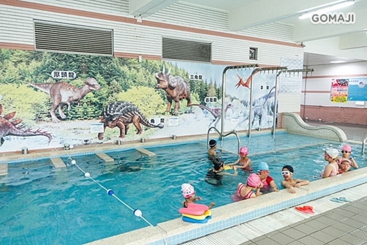 雷龍游泳俱樂部-建國游泳池