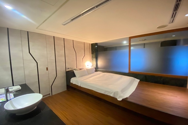 烏來-花漾水舞溫泉會館