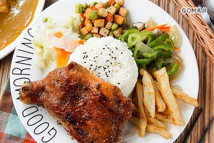 鑫頂複合式餐館