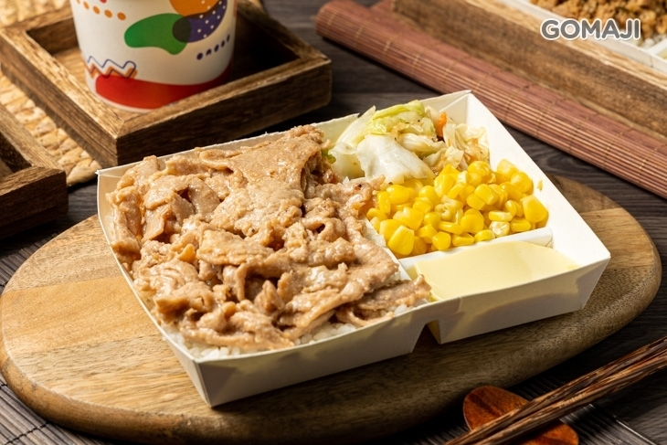 嫩嫩燒肉飯(三多店)